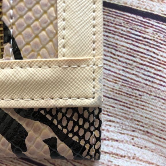 Snake Skin Print Flap Buckle Clutch Crossbody Bag - Picture 7 of 7